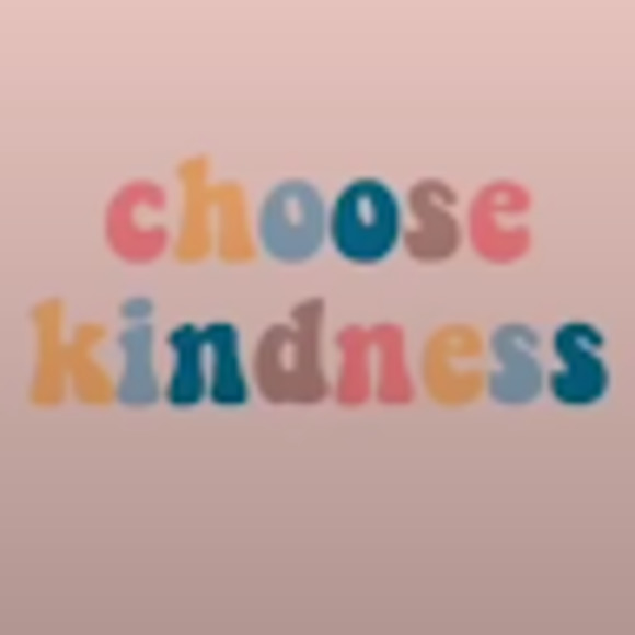 Meet your Posher, Sarai - Picture 1 of 1